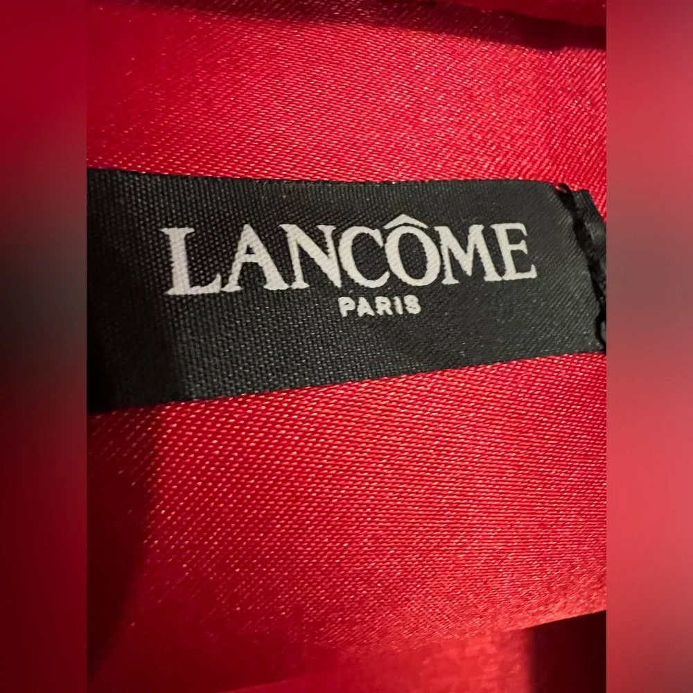Lancôme Black cosmetics case